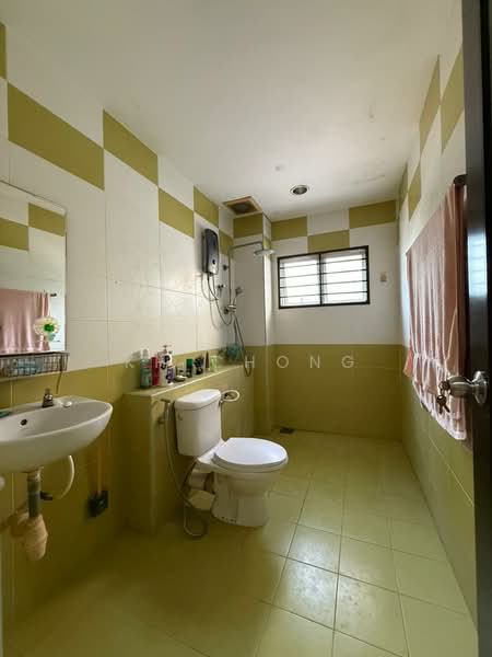 2-storey Terraced House for Sale in Bandar Bukit Tinggi 2 (Klang) - KH Chong - Bathroom - PropertyGuru.com.my