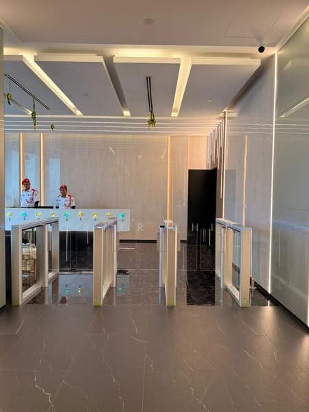Office for Rent in Jalan Ipoh (Kuala Lumpur) - Ester Chin - Entrance - PropertyGuru.com.my