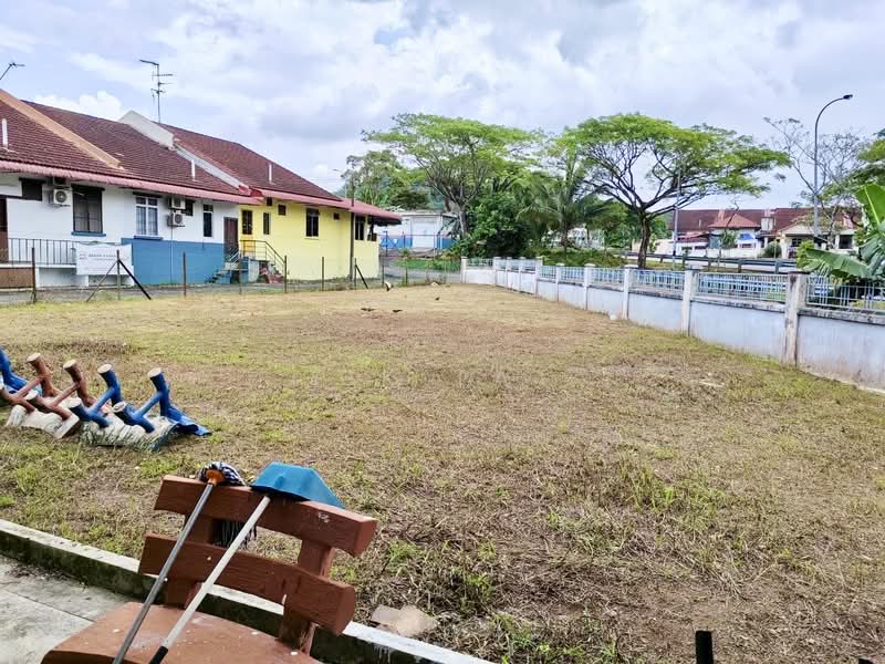 1-storey Terraced House for Sale in Taman Mount Austin (Tebrau) - Yik Tat - Exterior - PropertyGuru.com.my
