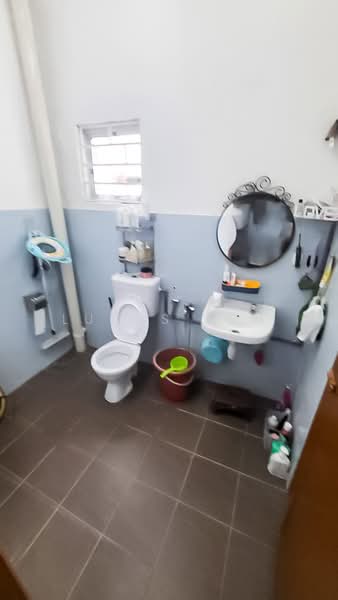 Bandar Country Homes untuk Untuk Dijual - RM 550,000, Apr 2026 - Bathroom - PropertyGuru.com.my