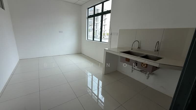 Skudai untuk Untuk Disewa - RM 1,800 /bulan, Mac 2026 - Kitchen - PropertyGuru.com.my