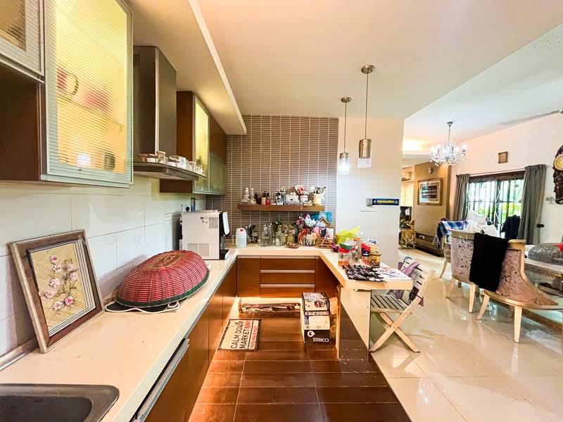 3-storey Terraced House for Sale in Sentosa Villa (Kajang) - Nor Azdlin Adnan - Kitchen - PropertyGuru.com.my