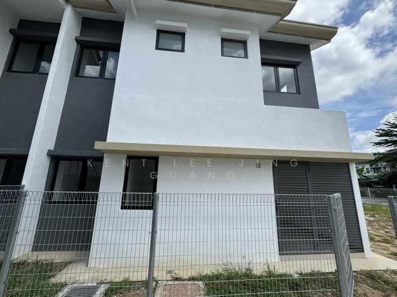 Semi-Detached House for Sale in Seksyen 7 (Shah Alam) - Kent Lee Jing Guang - Exterior - PropertyGuru.com.my
