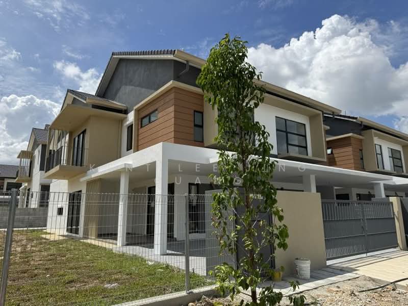 Semi-Detached House for Sale in Seksyen 7 (Shah Alam) - Kent Lee Jing Guang - PropertyGuru.com.my