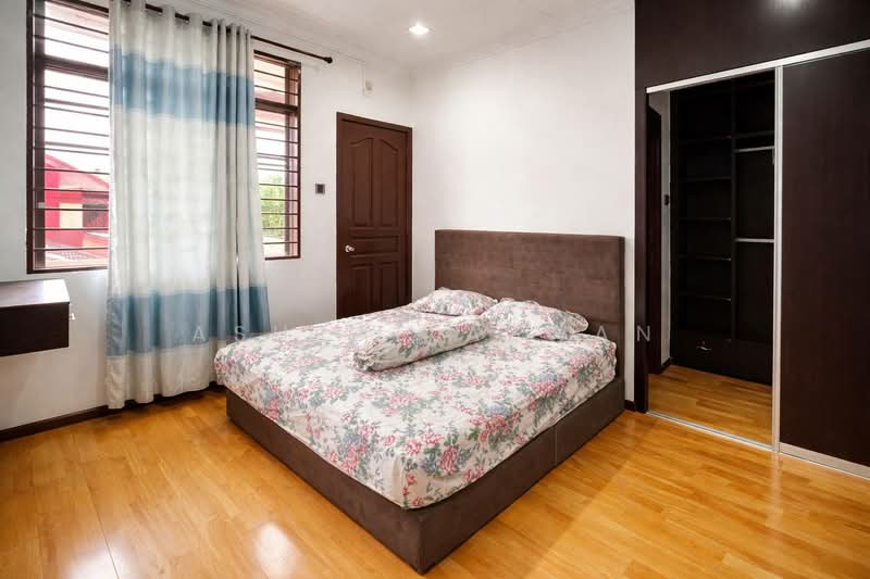 Double Storey Putra Bestari , Putra Heights untuk Untuk Dijual - RM 980,000, Mac 2026 - Bedroom - PropertyGuru.com.my