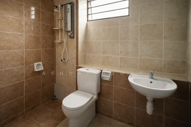 Double Storey Putra Bestari , Putra Heights untuk Untuk Dijual - RM 980,000, Mac 2026 - Bathroom - PropertyGuru.com.my