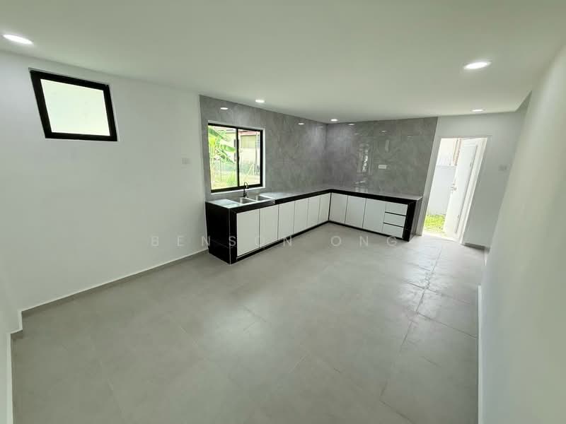 1-storey Terraced House for Sale in Kangkar Pulai (Skudai) - Benson Ong - Kitchen - PropertyGuru.com.my