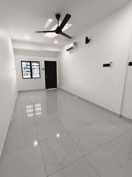 Taman Sin Tat untuk Untuk Dijual - RM 950,000, Mac 2026 - Interior - PropertyGuru.com.my