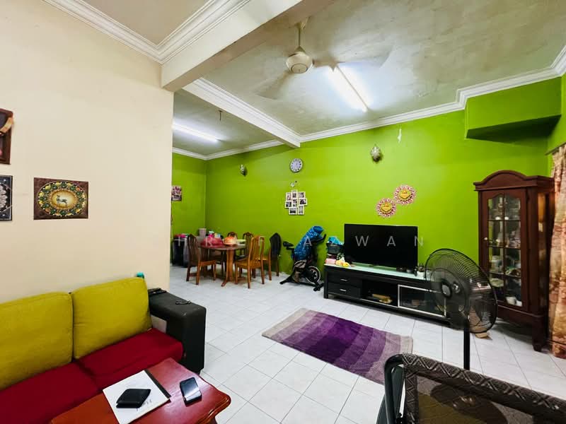 Bandar Puteri Klang untuk Untuk Dijual - RM 550,000, Mac 2026 - Living Room - PropertyGuru.com.my