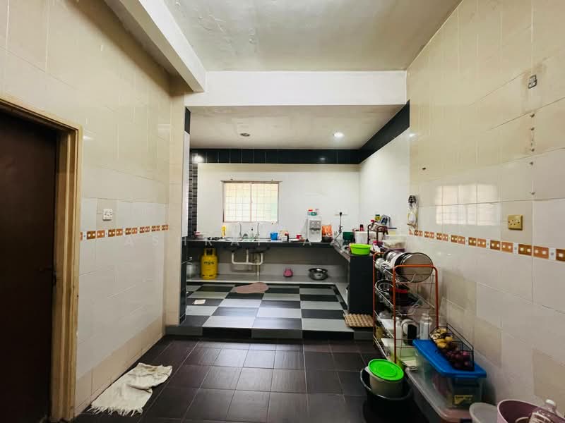 Bandar Puteri Klang untuk Untuk Dijual - RM 550,000, Mac 2026 - Kitchen - PropertyGuru.com.my