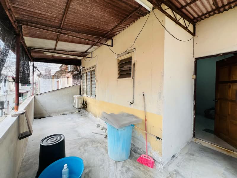 Bandar Puteri Klang untuk Untuk Dijual - RM 550,000, Mac 2026 - Balcony - PropertyGuru.com.my