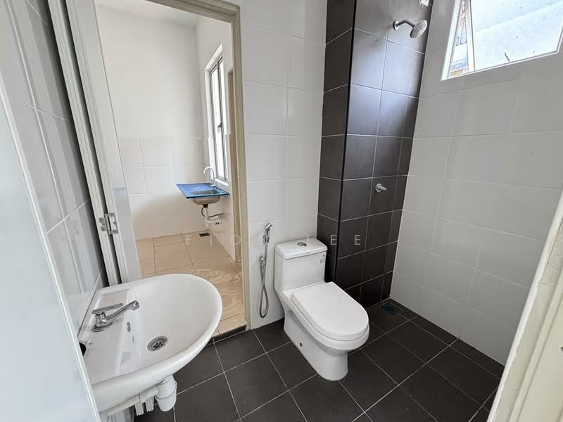 2-storey Terraced House for Rent in Bandar Seri Alam (Masai) - Fion Lee - Bathroom - PropertyGuru.com.my