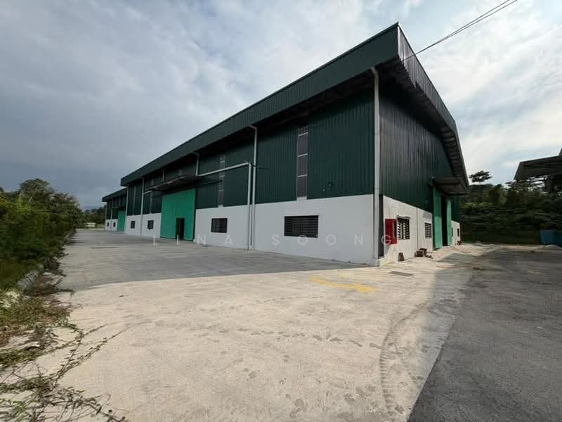 Warehouse for Rent in Batang Kali (Rawang) - Lina Soong - Exterior - PropertyGuru.com.my