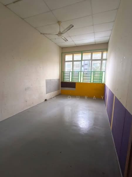 Kedai untuk Dijual di Senai (Johor) - Wong Ouray - Interior - PropertyGuru.com.my