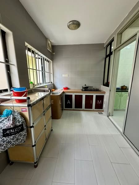 Rumah Teres 2 Tingkat untuk Dijual di Taman Sutera (Johor Bahru) - Shela Lim - Kitchen - PropertyGuru.com.my