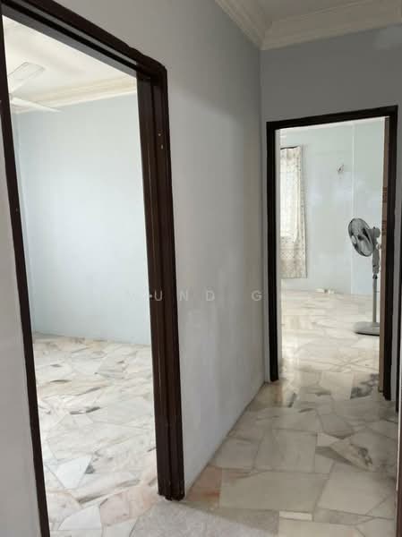 Apartment for Sale at Pangsapuri Seri Pinang - Edmund Goh - Interior - PropertyGuru.com.my