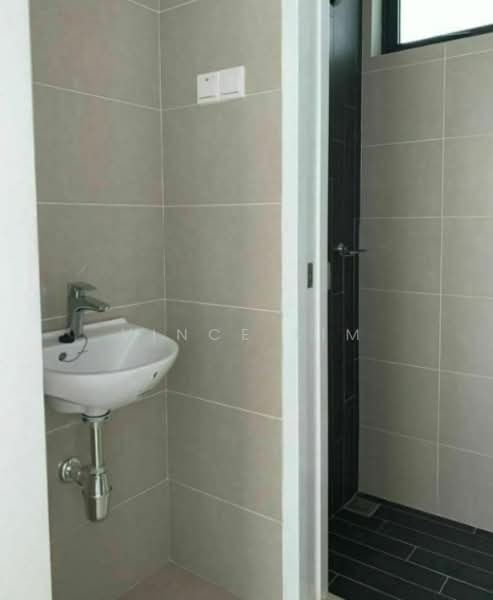Service Residence for Sale at H2O Residences - Vince Lim - Bathroom - PropertyGuru.com.my