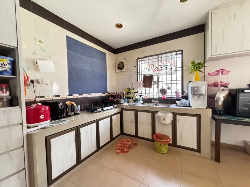 2-storey Terraced House for Sale in Taman Universiti (Skudai) - William Loke - Kitchen - PropertyGuru.com.my