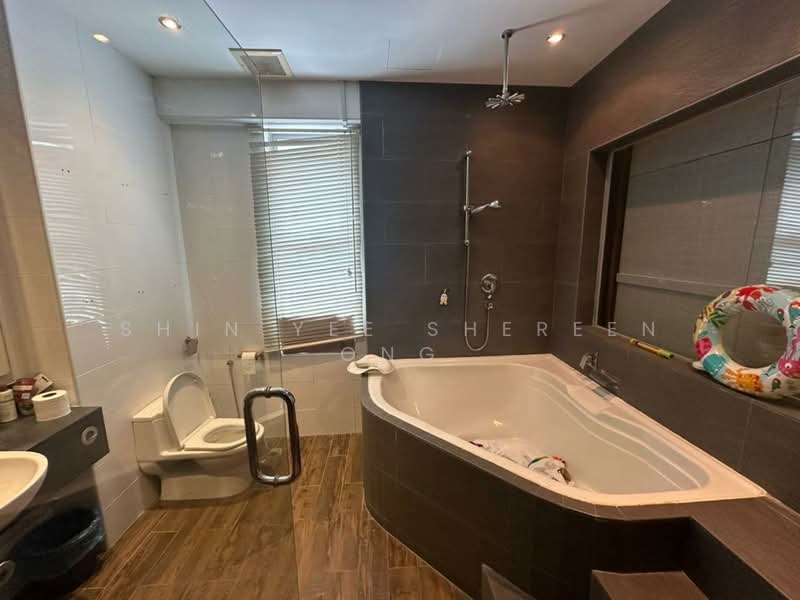 Sering Ukay untuk Untuk Dijual - RM 1,880,000, Apr 2026 - Bathroom - PropertyGuru.com.my