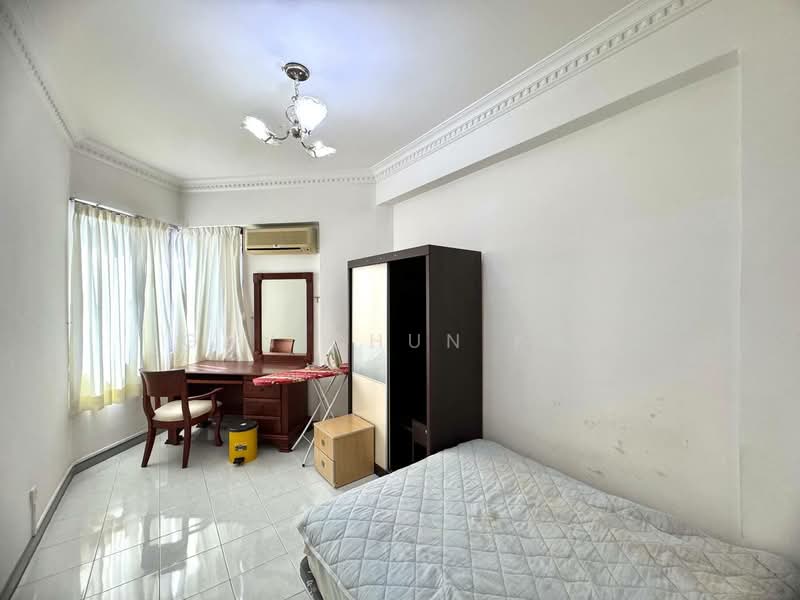 Condominium for Rent at Marina Bay Condominium - Gan Chun Kai - Bedroom - PropertyGuru.com.my