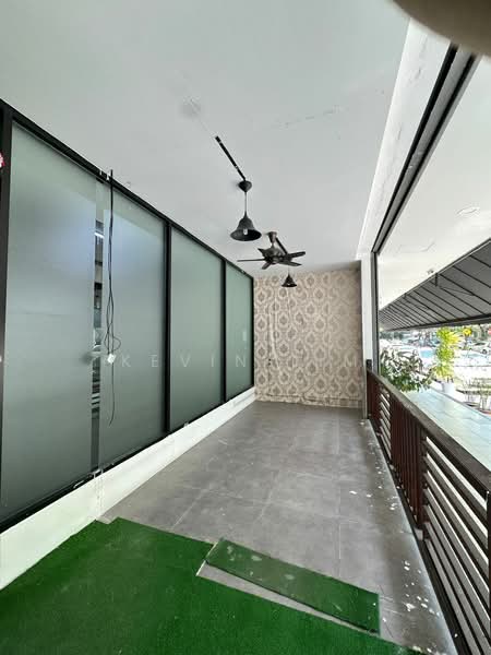 For Rent - Corner Ground floor 2200 sf Shoplot Rent Jelutong Commercial Rare Shop