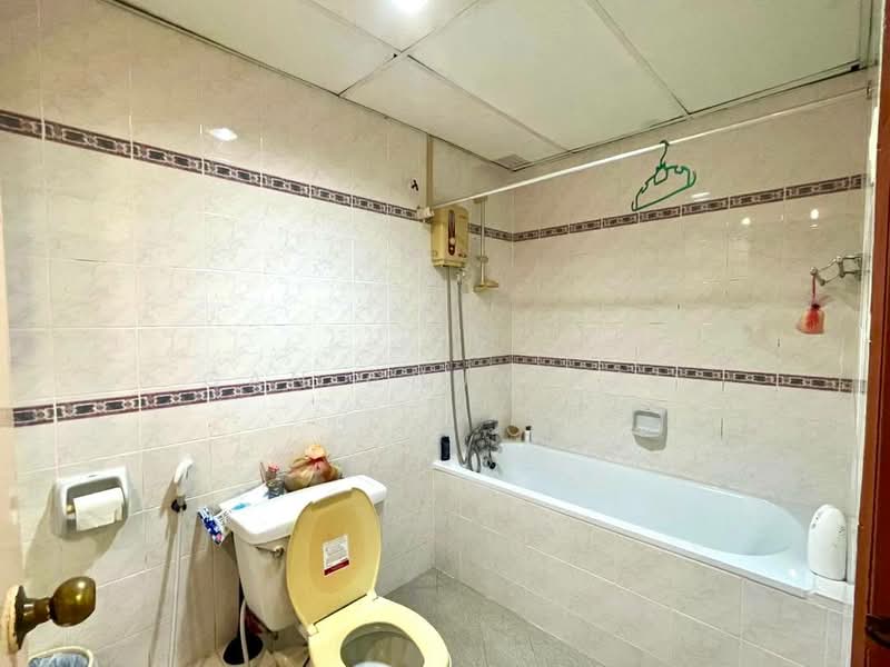Condominium for Rent at Twin Towers - Gan Chun Kai - Bathroom - PropertyGuru.com.my