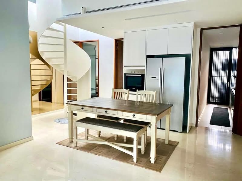 Shorefront Residences untuk Untuk Disewa - RM 7,800 /bulan, Mac 2026 - Dining Room - PropertyGuru.com.my