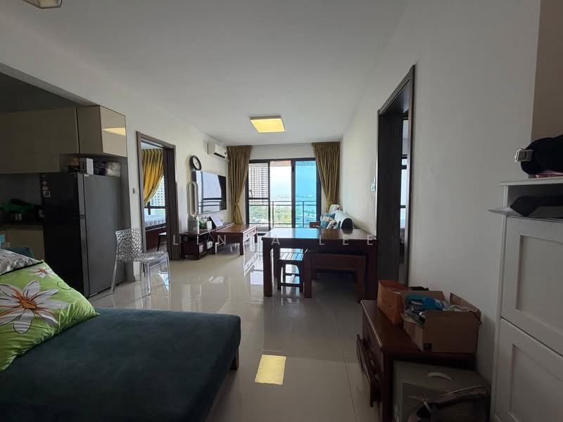 Serene Bay @ Forest City untuk Untuk Disewa - RM 2,000 /bulan, Mac 2026 - Living Room - PropertyGuru.com.my