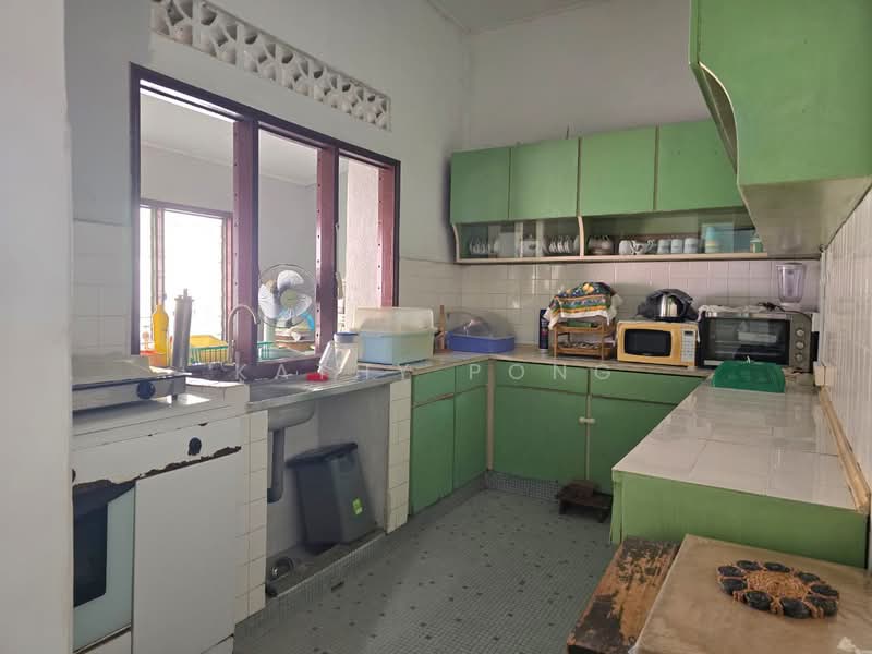 1-storey Terraced House for Sale in Kepong (Kuala Lumpur) - Kathy Pong - Kitchen - PropertyGuru.com.my
