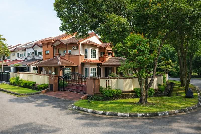 2-storey Terraced House for Sale in Subang Jaya (Selangor) - Salman Sharifudin - Exterior - PropertyGuru.com.my