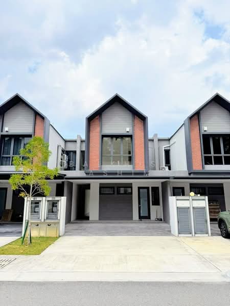 Terraced House for Sale in Shah Alam (Selangor) - Balkhis Hashim - Exterior - PropertyGuru.com.my