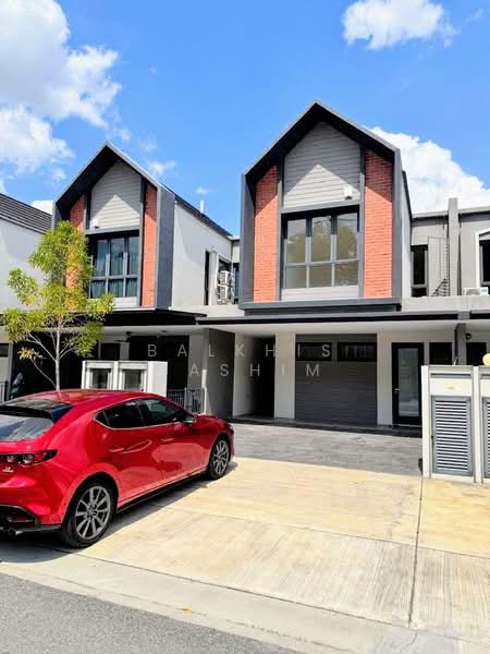 Terraced House for Sale in Shah Alam (Selangor) - Balkhis Hashim - Exterior - PropertyGuru.com.my