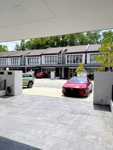 Terraced House for Sale in Shah Alam (Selangor) - Balkhis Hashim - Exterior - PropertyGuru.com.my