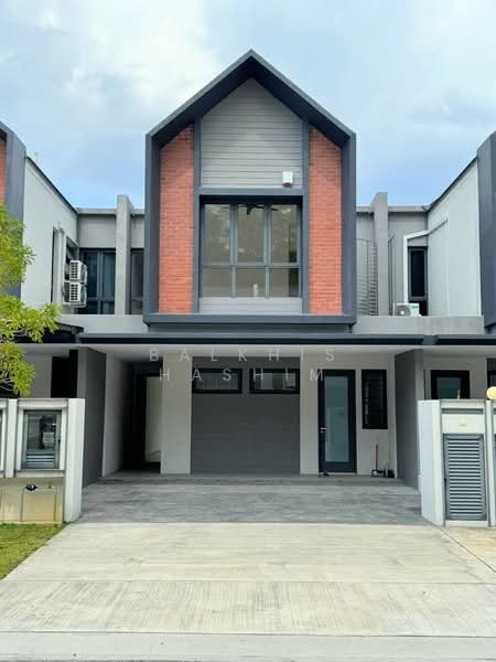 Terraced House for Sale in Shah Alam (Selangor) - Balkhis Hashim - Exterior - PropertyGuru.com.my