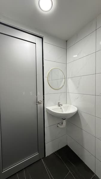 Apartment for Rent at Sunway Court - Ysabelle Yong - Master Bathroom - PropertyGuru.com.my