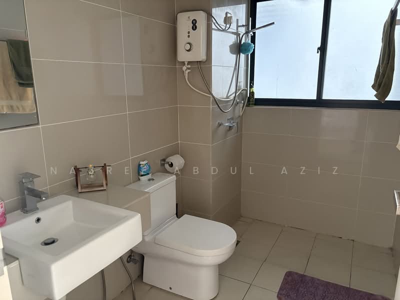 Mirage By The Lake untuk Untuk Disewa - RM 2,800 /bulan, Apr 2026 - Bathroom - PropertyGuru.com.my