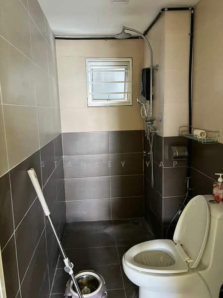 Condominium for Rent at Nusa Mewah Villa Condominium - Stanley Yap - Bathroom - PropertyGuru.com.my