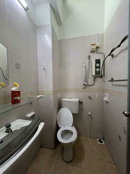 Cluster House for Rent in Setia Impian (Setia Alam) - Elaine Yap - Bathroom - PropertyGuru.com.my
