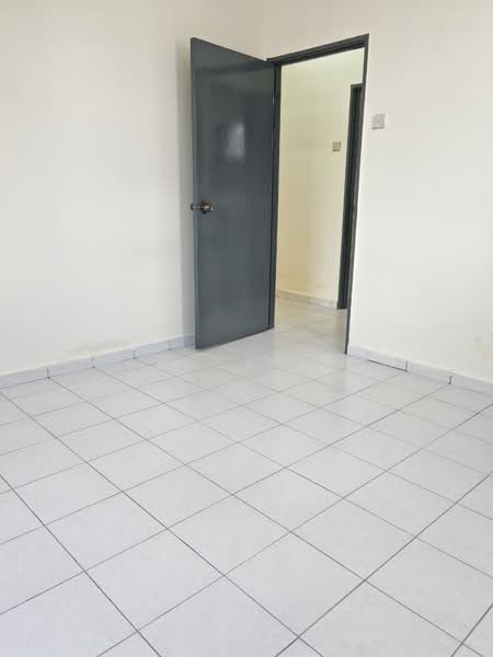 Apartment for Sale at Taman Larkin Idaman Plot C - Scarlette Lai - Interior - PropertyGuru.com.my