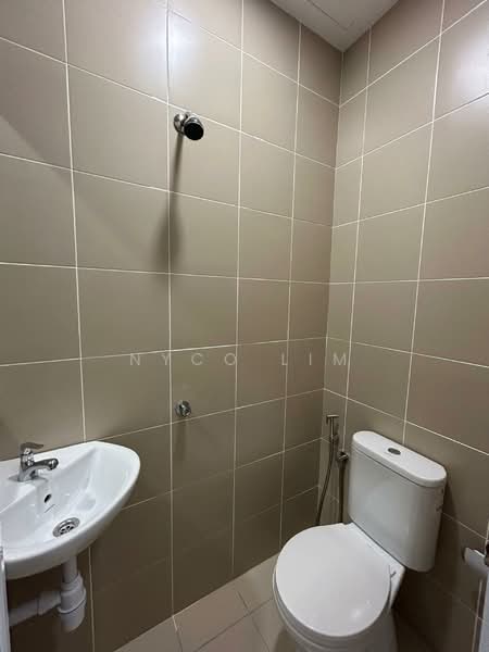 Servis Apartment untuk Disewa di The Park 2 - Nyco Lim - Bathroom - PropertyGuru.com.my