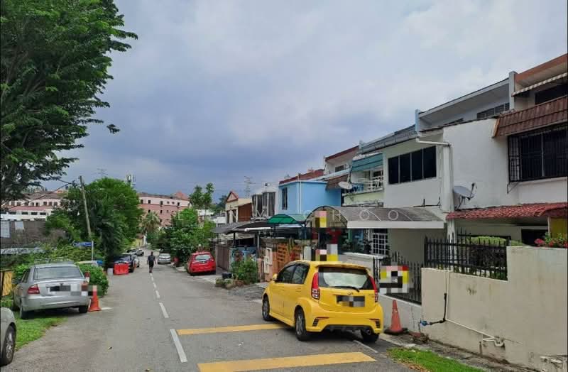 2-storey Terraced House for Sale in Jalan Klang Lama (Old Klang Road) (Kuala Lumpur) - Kenny Choo - PropertyGuru.com.my