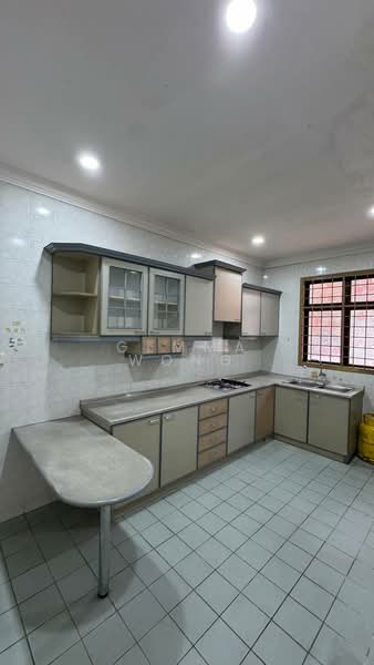 2-storey Terraced House for Rent in Taman Suria (Johor Bahru) - Gemma Wong - Kitchen - PropertyGuru.com.my