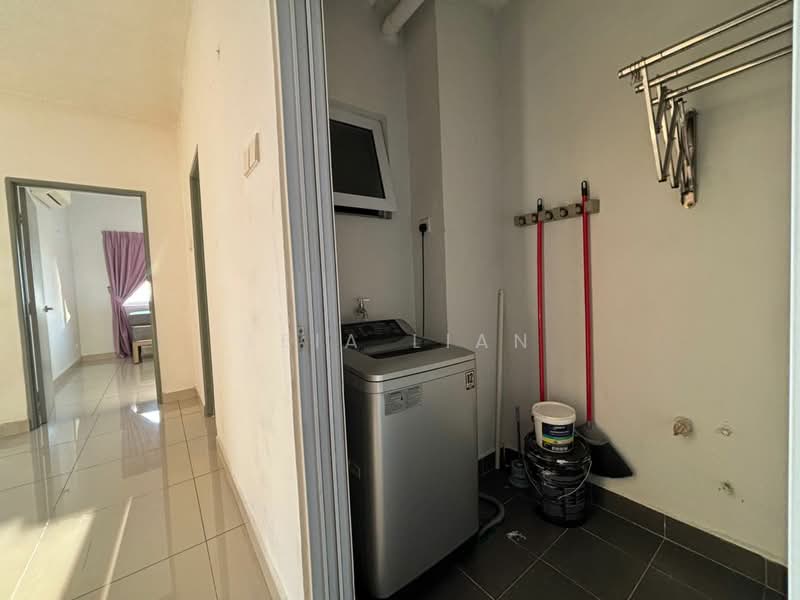 Koi Prima Condominium untuk Untuk Disewa - RM 1,700 /bulan, Apr 2026 - Corridor - PropertyGuru.com.my