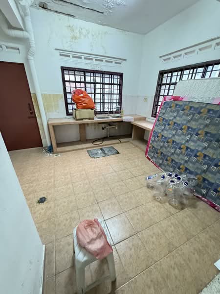 Taman Sentosa untuk Untuk Dijual - RM 850,000, Mac 2026 - Kitchen - PropertyGuru.com.my