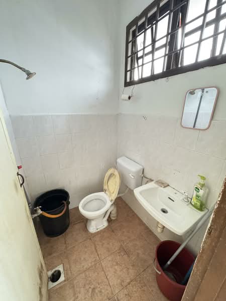 Taman Sentosa untuk Untuk Dijual - RM 850,000, Mac 2026 - Bathroom - PropertyGuru.com.my