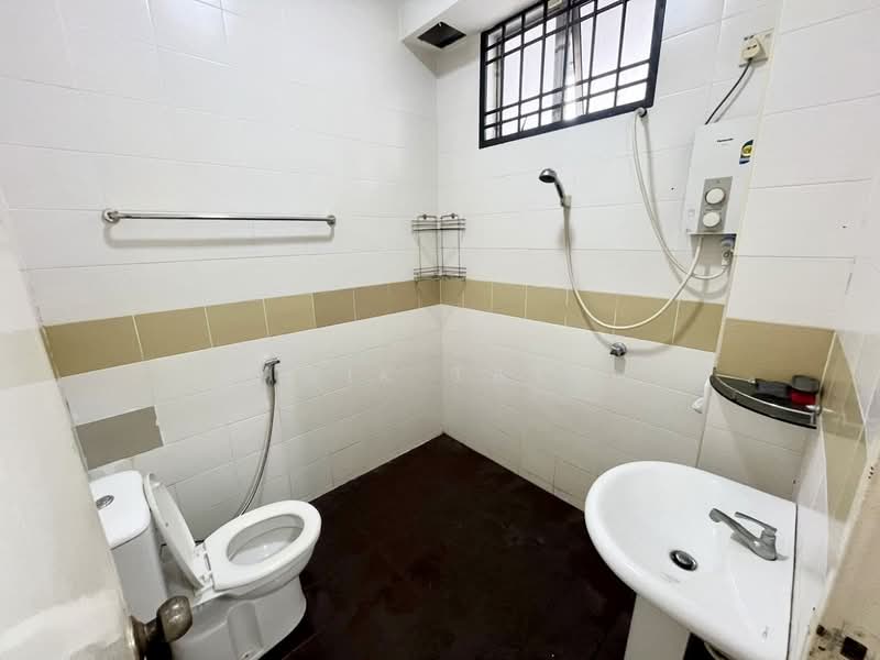 Ehsan Jaya Ehsans Jayas untuk Untuk Dijual - RM 1,180,000, Apr 2026 - Bathroom - PropertyGuru.com.my