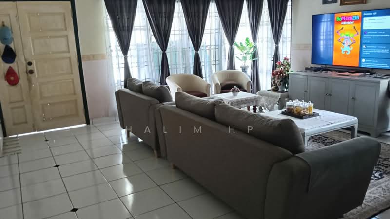 Semi-Detached House for Sale in Bandar Tasik Kesuma (Beranang) - Halim HP - Living Room - PropertyGuru.com.my