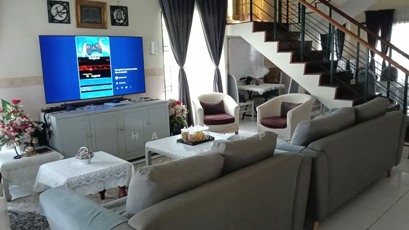 Semi-Detached House for Sale in Bandar Tasik Kesuma (Beranang) - Halim HP - Living Room - PropertyGuru.com.my