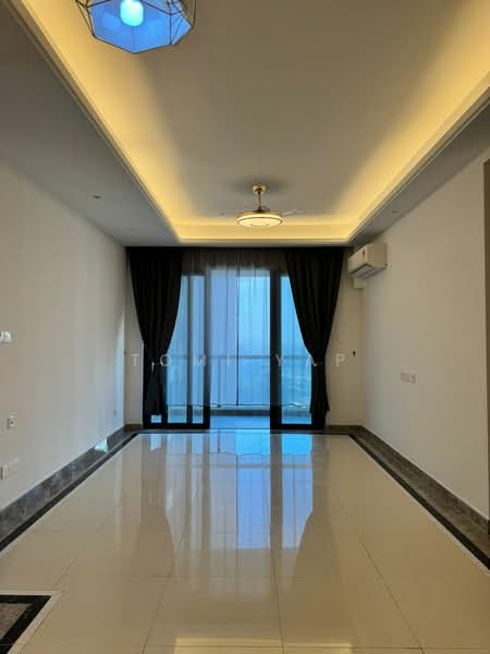 R&F Princess Cove Phase 1 untuk Untuk Disewa - RM 2,700 /bulan, Mac 2026 - Living Room - PropertyGuru.com.my