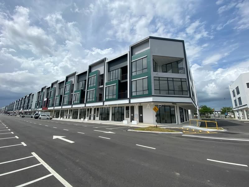 Shop / Office for Sale in Austin Crest (Johor Bahru) - Tomi Yap - Exterior - PropertyGuru.com.my